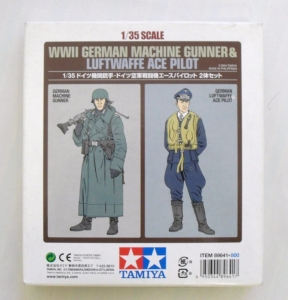 TAMIYA 1/35 89641 GERMAN MACHINE GUNNERS/LUFTWAFFE ACE PILOT